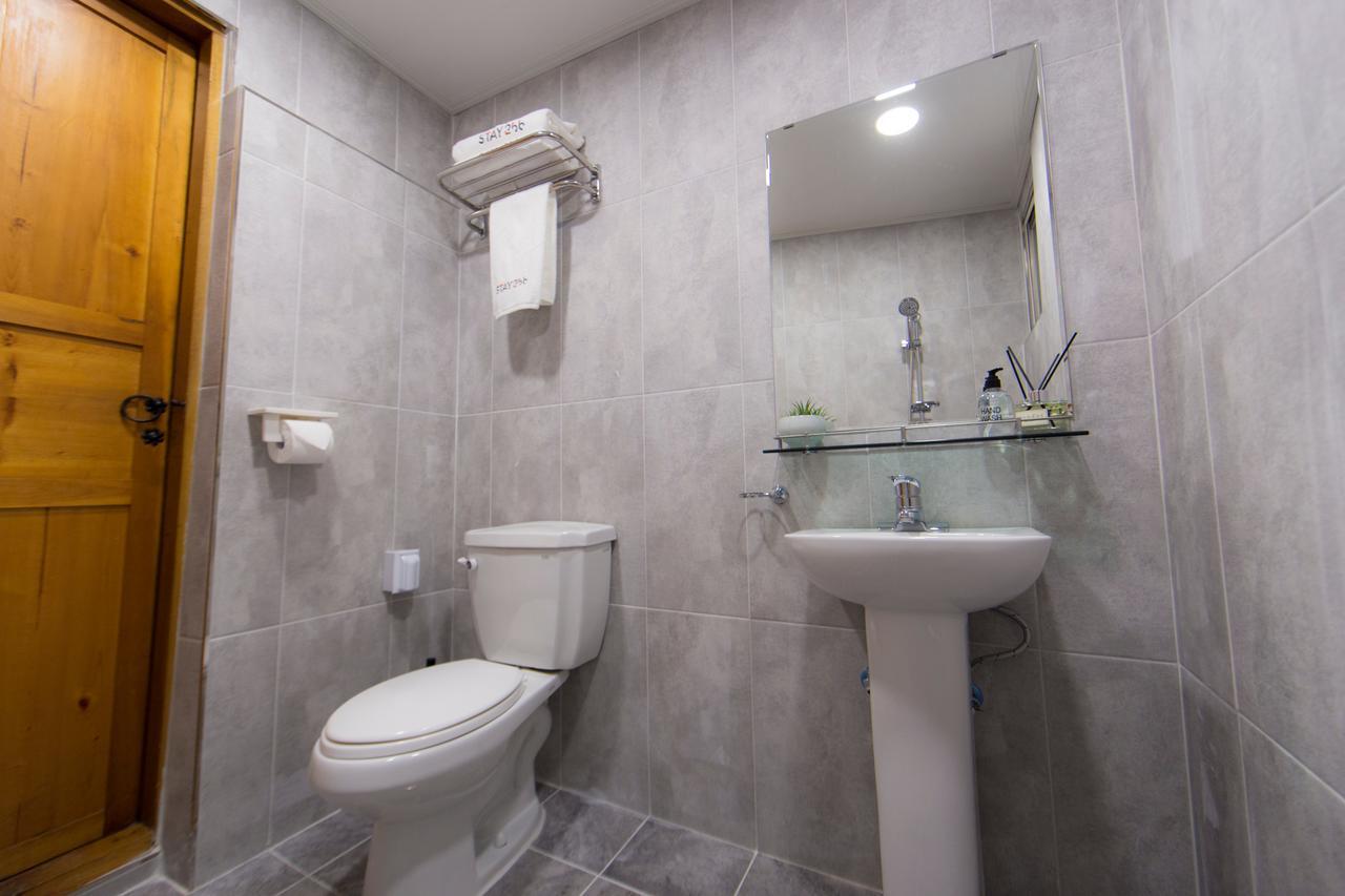 Stay 256 Hanok Guest House โซล ภายนอก รูปภาพ