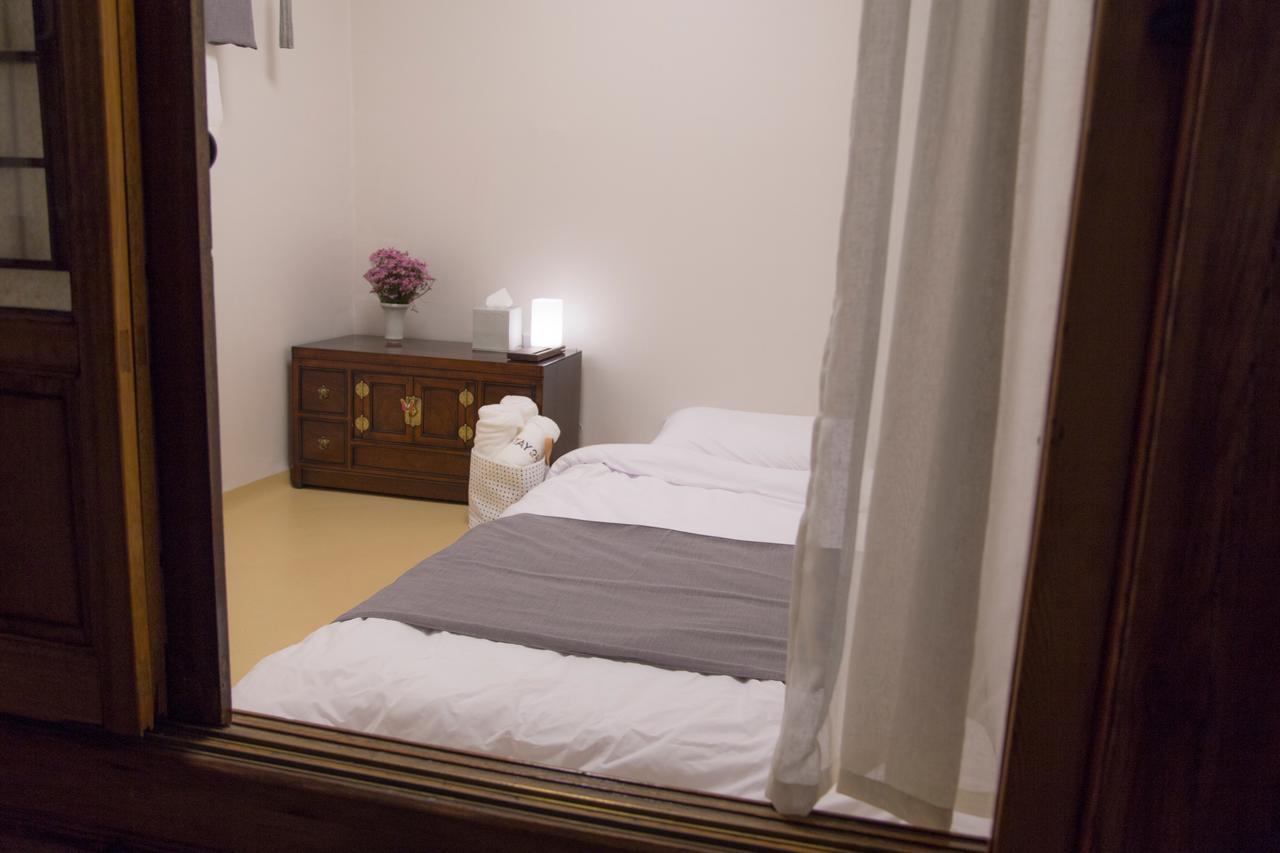Stay 256 Hanok Guest House โซล ภายนอก รูปภาพ