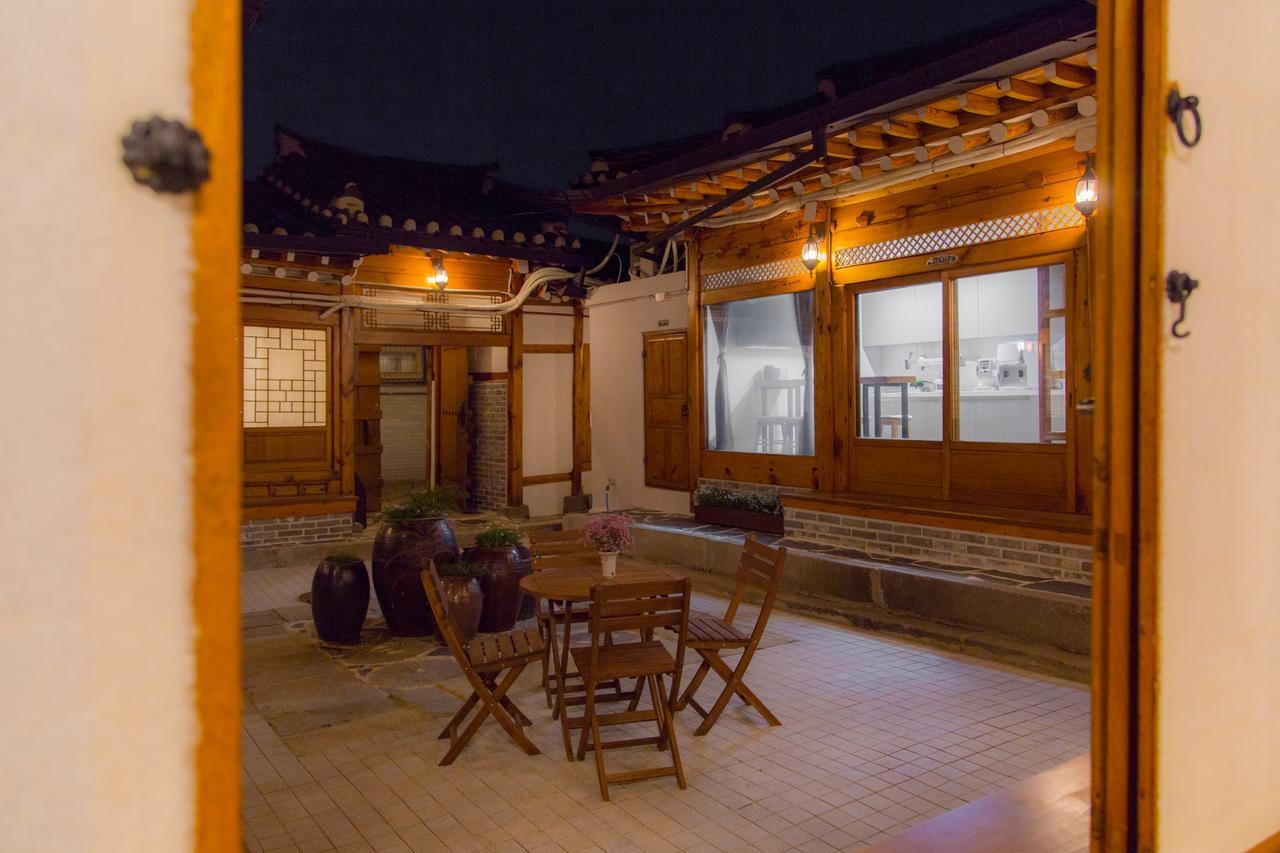 Stay 256 Hanok Guest House โซล ภายนอก รูปภาพ