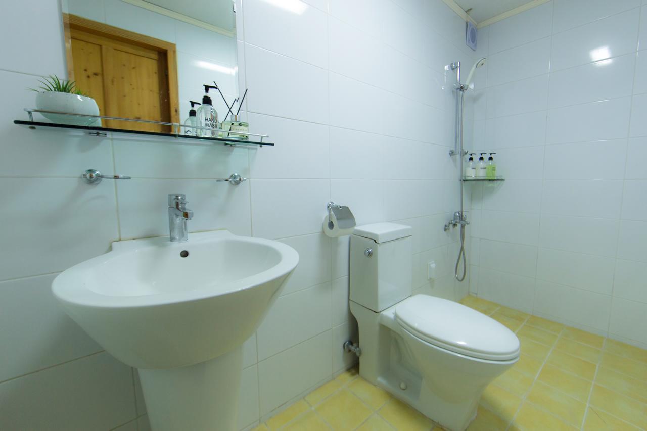 Stay 256 Hanok Guest House โซล ภายนอก รูปภาพ