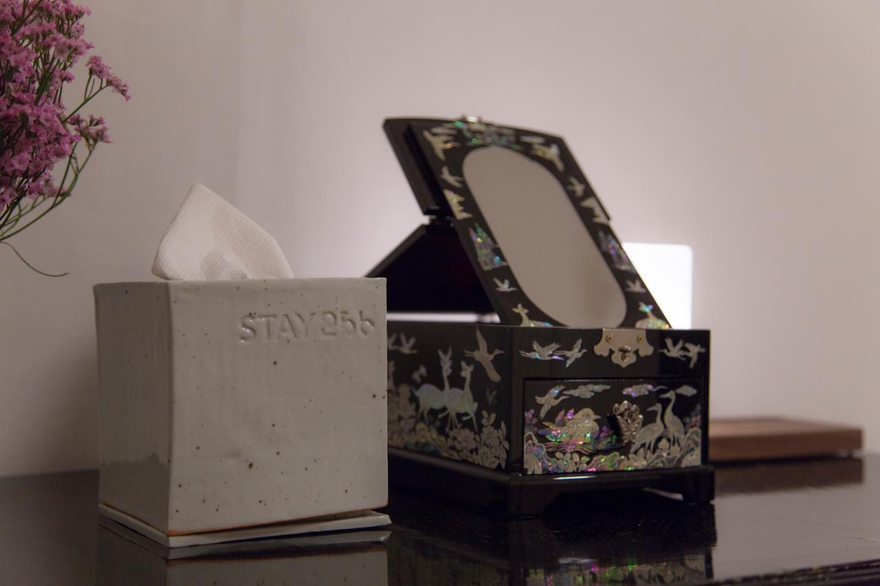 Stay 256 Hanok Guest House โซล ภายนอก รูปภาพ