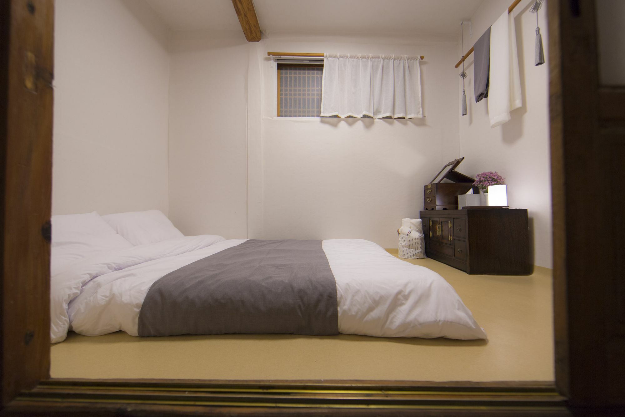 Stay 256 Hanok Guest House โซล ภายนอก รูปภาพ