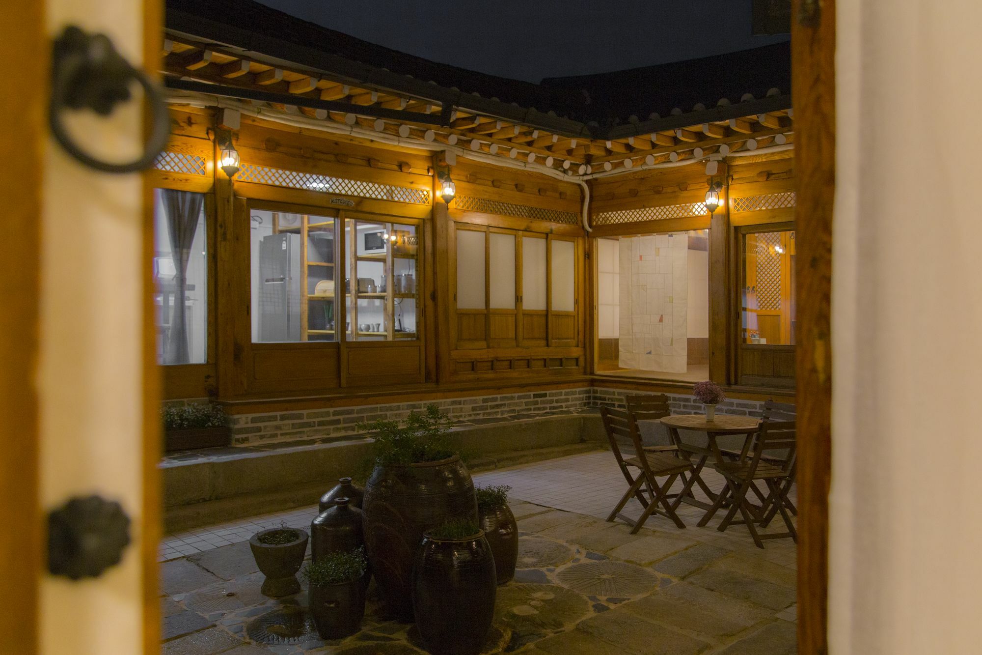 Stay 256 Hanok Guest House โซล ภายนอก รูปภาพ