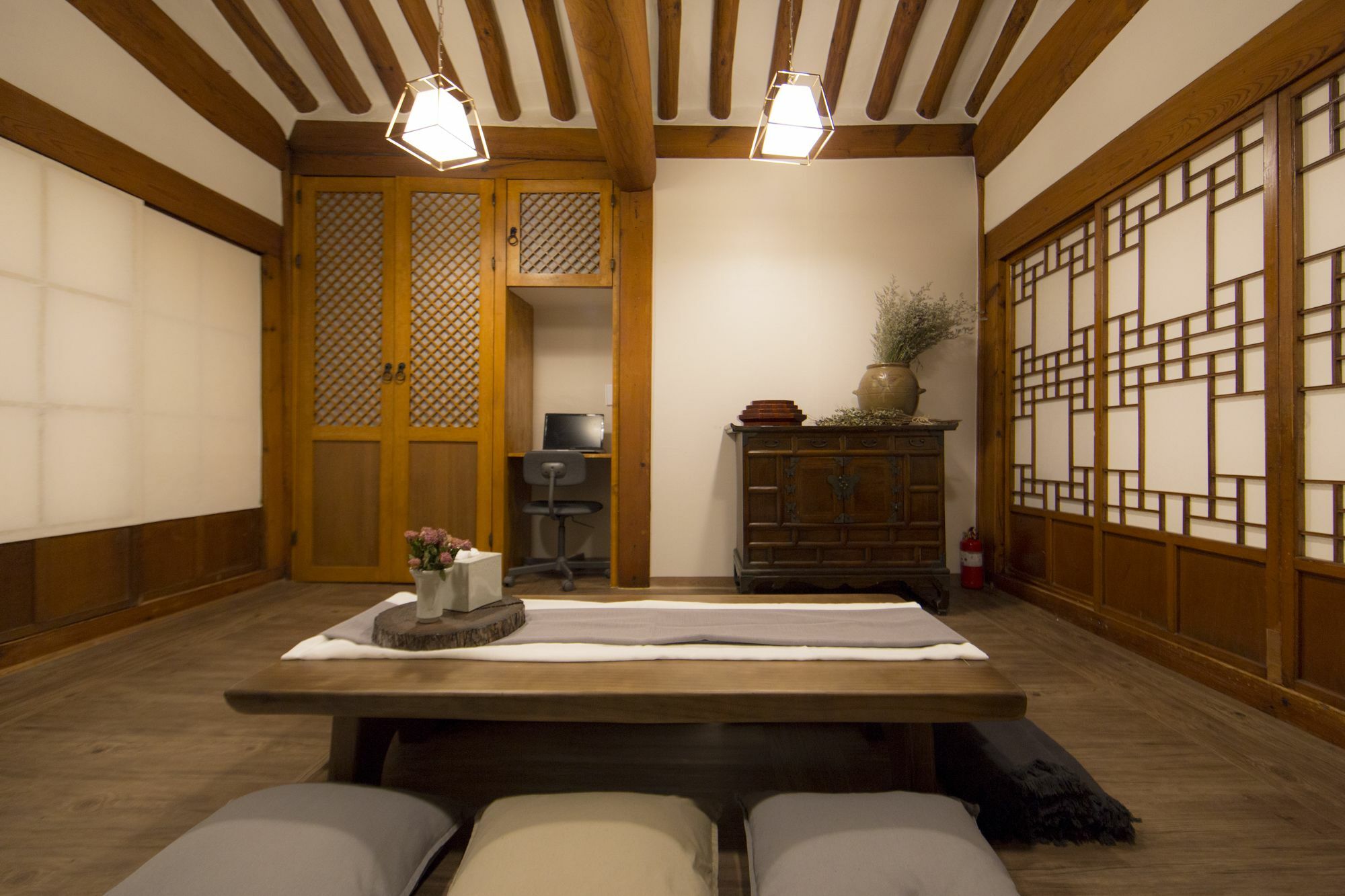 Stay 256 Hanok Guest House โซล ภายนอก รูปภาพ